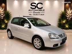 VOLKSWAGEN GOLF V 1.6 FSI le top pour une jeune permis