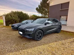 Audi q8 s line