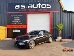Alfa Romeo Giulia 2.2 JTDM 180 cv LUSSO BVA / regulateur adaptatif / car play / gps / camera /