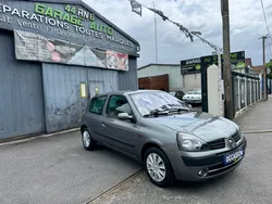 Renault clio 1.4 98ch dynamique courroie ok clim 5 place garantie