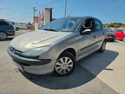 🚗 À VENDRE : Peugeot 206 2.0 HDi 90 ch – Moteur réputé pour sa fiabilité – Climatisation – 1 500