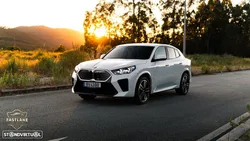 BMW iX2 eDrive20 Pack Desportivo M
