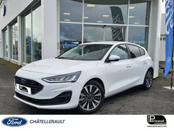 Ford focus 1.0 flexifuel 125 s&s mhev titanium / e85 / camera