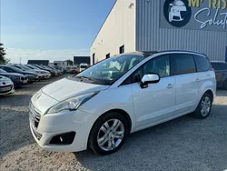Peugeot 5008 Allure 1.6 HDI 120 Garantie de 6 à 18 Mois Possible