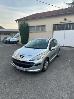 PEUGEOT 207 1.6Hdi 90Chv