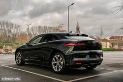 Jaguar I-Pace EV400 AWD SE