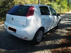 Fiat Punto VAN 1.3 M-Jet 95cv c/ A/C - Nacional - Iva Dedutivel - Como Nova