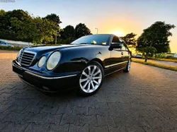 Mercedes-Benz E 220 CDI Avantgarde