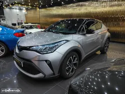 Toyota C-HR 1.8 Hybrid Square Collection