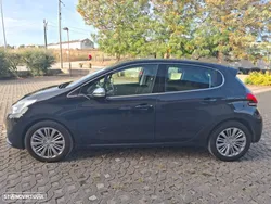 Peugeot 208 1.6 BlueHDi Style