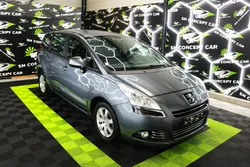 Peugeot 5008 1.6 HDi 112 ch BVA Business Pack