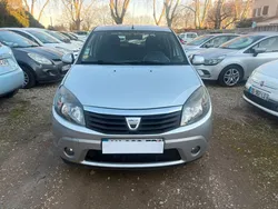 Dacia Sandero 1.5 DCI 90ch