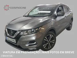 Nissan Qashqai 1.3 DIG-T N-Connecta J18