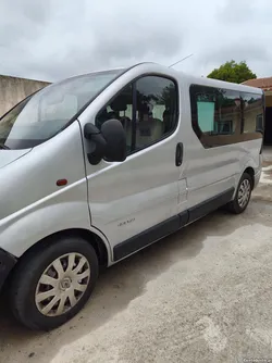 Renault Trafic 1.9 CDI 9 lugares