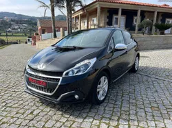 Peugeot 208 PureTech GT Line