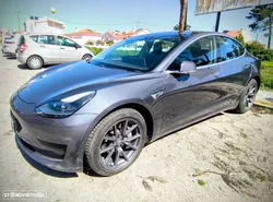 Tesla Model 3 Standard Range Plus RWD