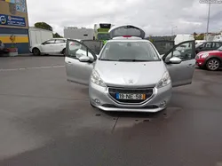 Peugeot 208 VTI