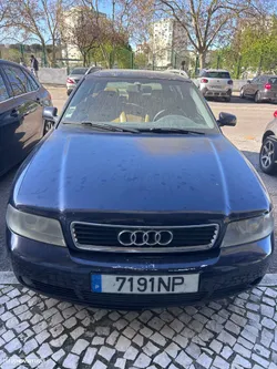 Audi A4 Avant 1.9 TDI Attraction