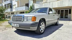 Mercedes-Benz 190 190E 1.8
