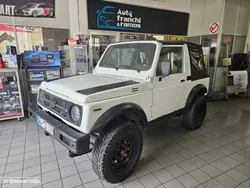 Suzuki Samurai
