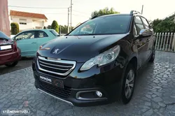 Peugeot 2008 1.2 VTi Active