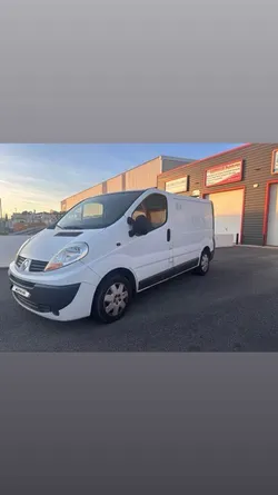 Renault trafic 2l