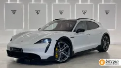 Porsche Taycan Turbo S Cross Turismo