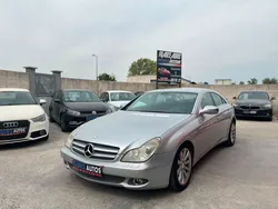 Mercedes-Benz CLS 320 3.0L CDI V6 224 CHV BOITE AUTO - FULL ENTRETIENS | RÉVISÉE ET GARANTIE 12 MOIS