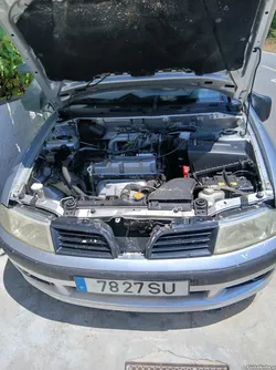 Mitsubishi Carisma (Da0)