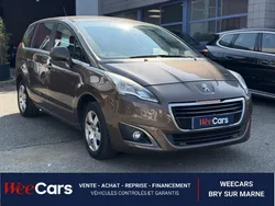 PEUGEOT 5008 1.2i 130ch Active - Garantie 6 Mois