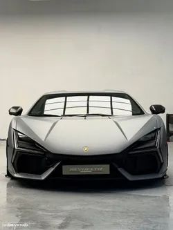 Lamborghini Revuelto 6.5 V12