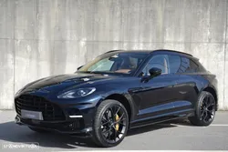 Aston Martin DBX 707