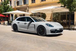 Porsche Panamera 4S Sport Turismo – Suivi 100 % Porsche – Full Options – En stock