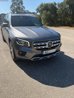 Mercedes-Benz GLB 200 200 D