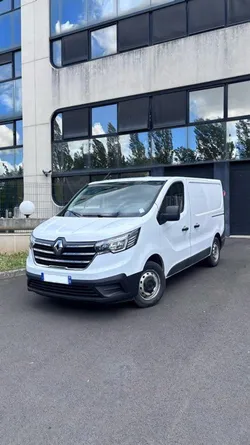 RENAULT TRAFIC FG GCF L1H1 3T Blue dCi 130 ch VU [4P] bvm6 131 CH 7 cv (fourgon tôlésimple cabine)