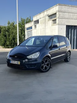 Ford S-Max Titanium
