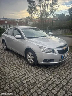 Chevrolet Cruze 1.6 LS
