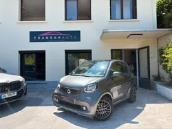 Smart FORTWO essence Brabus style / REVISION A JOUR