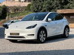 Tesla Model Y RWD 2023