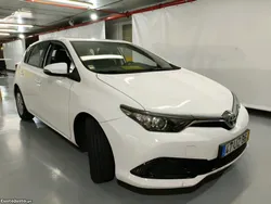 Toyota Auris 1.4 D-4D ACTIVE
