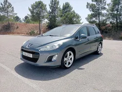 Peugeot 308 Sport 1.6 HDi 7 lugares de livrete