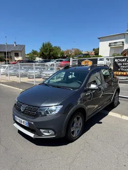 DACIA SANDERO STEPWAY 0.9 TCe 90 CH Très bon état – Révisée – Garantie nationale incluse