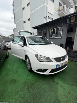 Seat Ibiza St