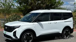 Ford Tourneo Courier de 2025