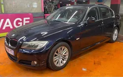 BMW 320d E90 Boite AUTO …. Proche du NEUF