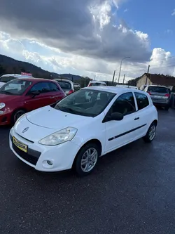 Renault Clio 3 1l2 16v 75cv authentique