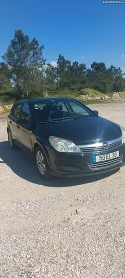Opel Astra 1300 cdti