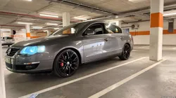 VW Passat Sedan