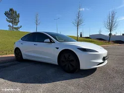 Tesla Model 3 Tração Traseira Premium