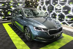 Skoda Octavia Combi Break 2.0 TDI 200 ch DSG7 4x4 Style Garantie Skoda 01/27